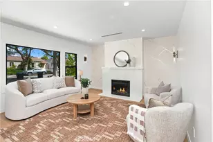 556 Hawthorne, Glendale, CA 91204 - Photo 3