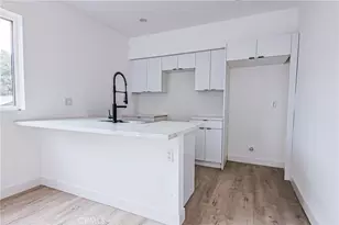 6461 Woodley, Los Angeles, CA 91406 - Photo 43