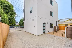 6461 Woodley, Los Angeles, CA 91406 - Photo 23