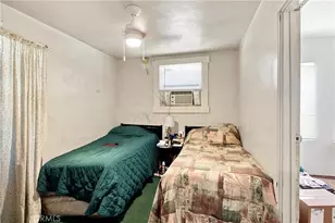 1321 W 60th, Los Angeles, CA 90044 - Photo 19
