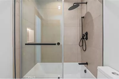 825 N Naomi, Burbank, CA 91505 - Photo 35