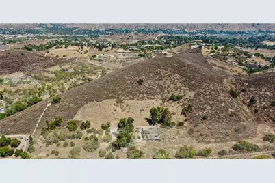 10600 Helen Avenue, Shadow Hills, CA 91040 - Photo 3