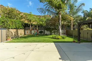 2142 E Chevy Chase, Glendale, CA 91206 - Photo 45