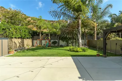 2142 E Chevy Chase, Glendale, CA 91206 - Photo 21