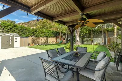 2142 E Chevy Chase, Glendale, CA 91206 - Photo 23