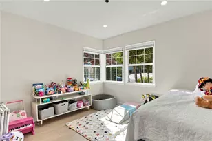 2142 E Chevy Chase, Glendale, CA 91206 - Photo 15