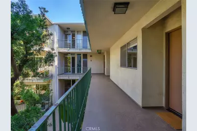 10240 Camarillo Street #208, Toluca Lake, CA 91602 - Photo 41