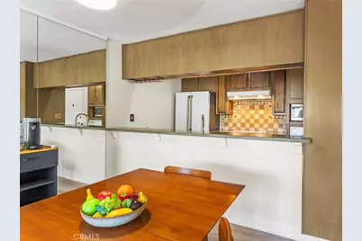 10240 Camarillo Street #208, Toluca Lake, CA 91602 - Photo 3