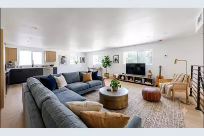 1330 S Longwood Avenue, Los Angeles, CA 90019 - Photo 5