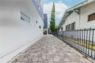 523 N St Andrews, Los Angeles, CA 90004 - Photo 35