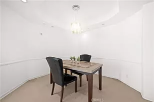 128 N Swall Dr, Los Angeles, CA 90048 - Photo 9