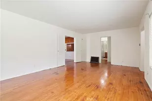 1815 W Riverside Dr, Burbank, CA 91506 - Photo 5