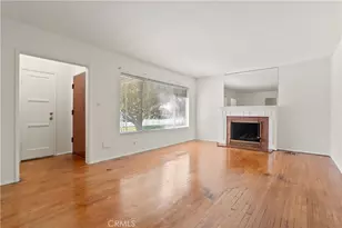 1815 W Riverside Dr, Burbank, CA 91506 - Photo 3
