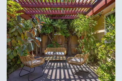 524 S Bel Aire Drive, Burbank, CA 91501 - Photo 27