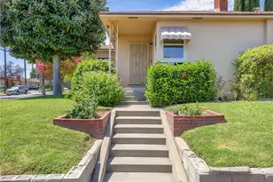 524 S Bel Aire Dr, Burbank, CA 91501 - Photo 33