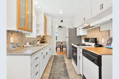 524 S Bel Aire Drive, Burbank, CA 91501 - Photo 5