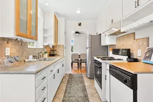 524 S Bel Aire Dr, Burbank, CA 91501 - Photo 5