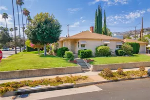 524 S Bel Aire Dr, Burbank, CA 91501 - Photo 41