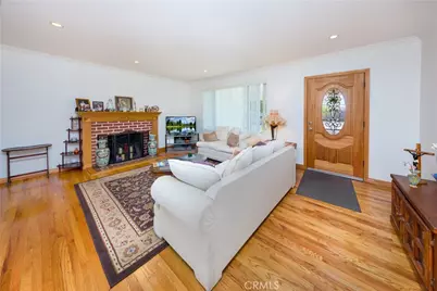 7545 Riverton, Los Angeles, CA 91352 - Photo 5