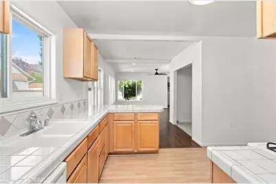 2207 N Lamer Street, Burbank, CA 91504 - Photo 27