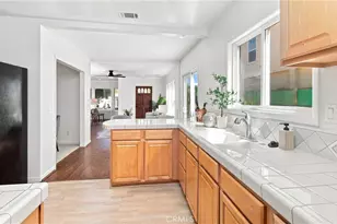 2207 N Lamer St, Burbank, CA 91504 - Photo 11