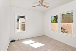 2207 N Lamer St, Burbank, CA 91504 - Photo 33