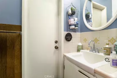 10756 Redmont Avenue, Tujunga, CA 91042 - Photo 19