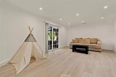 8646 Nagle, Panorama City, CA 91402 - Photo 25