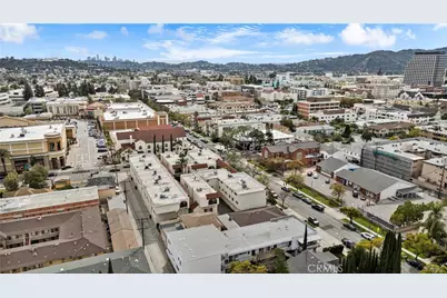 322 N Isabel, Glendale, CA 91206 - Photo 3