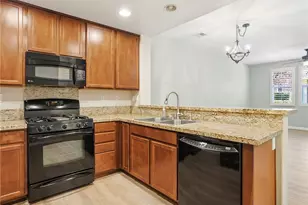 28457 Herrera St, Valencia, CA 91354 - Photo 7