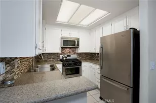 14415 Benefit St, Sherman Oaks, CA 91423 - Photo 13