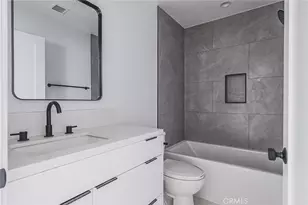 11810 Gilmore, Los Angeles, CA 91606 - Photo 21