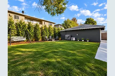 9306 S 10th, Inglewood, CA 90305 - Photo 33