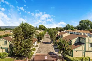 17221 Roscoe Blvd, Northridge, CA 91325 - Photo 27