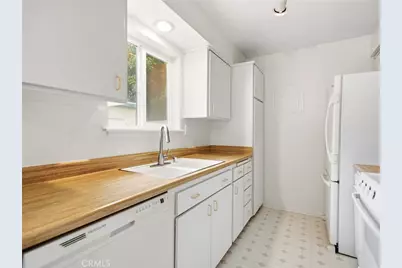 11138 Aqua Vista Street #18, Studio City, CA 91602 - Photo 5