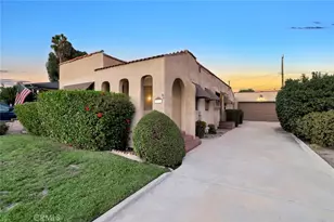 1038 N Buena Vista St, Burbank, CA 91505 - Photo 1