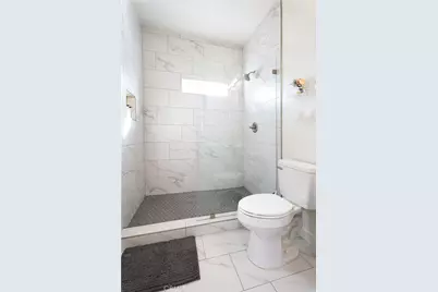 2002 W Victory, Burbank, CA 91506 - Photo 5