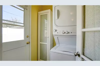1320 N Kenwood, Burbank, CA 91505 - Photo 25
