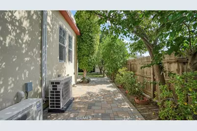 1320 N Kenwood, Burbank, CA 91505 - Photo 37
