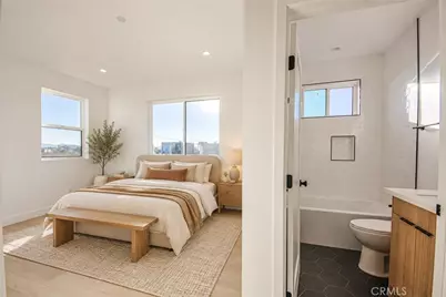 11730 Gilmore, North Hollywood, CA 91606 - Photo 7