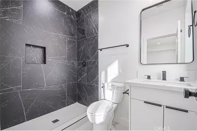 11730 Gilmore, North Hollywood, CA 91606 - Photo 53