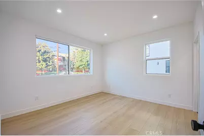 11730 Gilmore, North Hollywood, CA 91606 - Photo 49