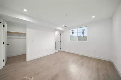 171 S Hoover, Los Angeles, CA 90004 - Photo 39