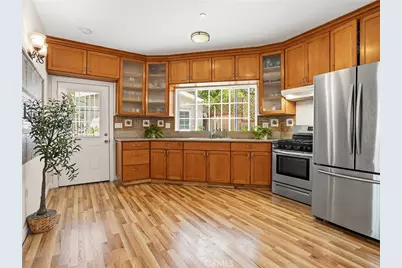 3305 Community Avenue, Glendale, CA 91214 - Photo 5