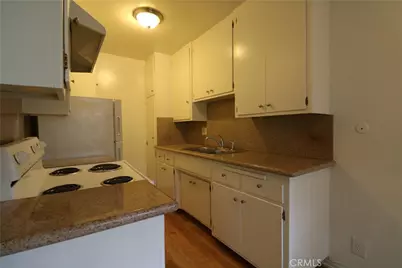 10816 Camarillo, North Hollywood, CA 91602 - Photo 11