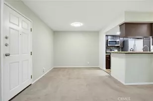 460 Oak St, Glendale, CA 91204 - Photo 7