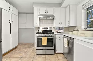 1731 La Cresta Dr, Pasadena, CA 91103 - Photo 11