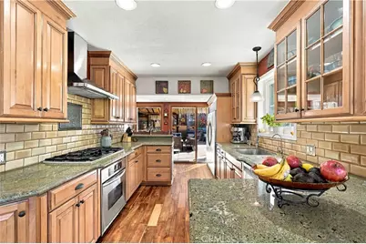 10323 Newhome, Sunland, CA 91040 - Photo 13