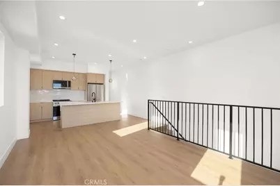 6239 Banner Avenue, Los Angeles, CA 90038 - Photo 11