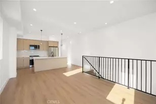 6239 Banner Ave, Los Angeles, CA 90038 - Photo 11